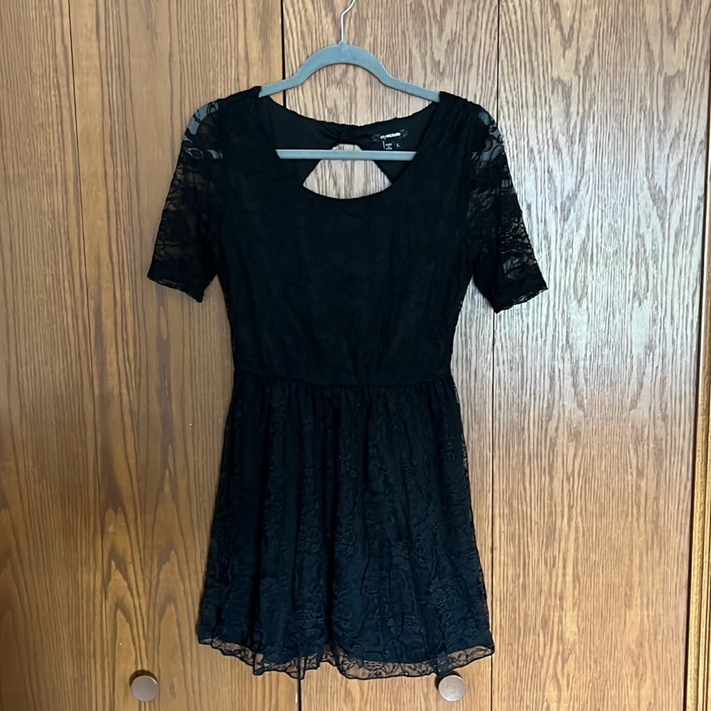 Black lace dress
